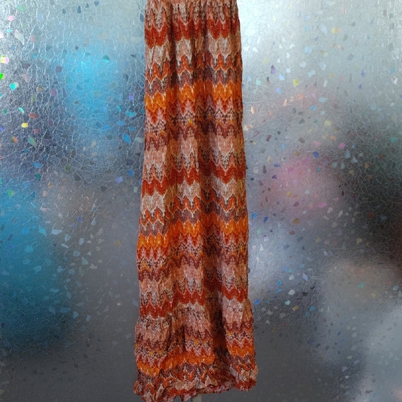 Elegant Orange Patterned Maxi Dress - Picture 5 of 12